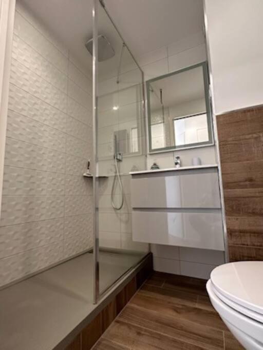 "Le Filet Du Lac" Appartement Atypique, 5 Personnes, Duplex, Vue Lac, Acces Parc Aquatique Gratuit Talmont-Saint-Hilaire Buitenkant foto